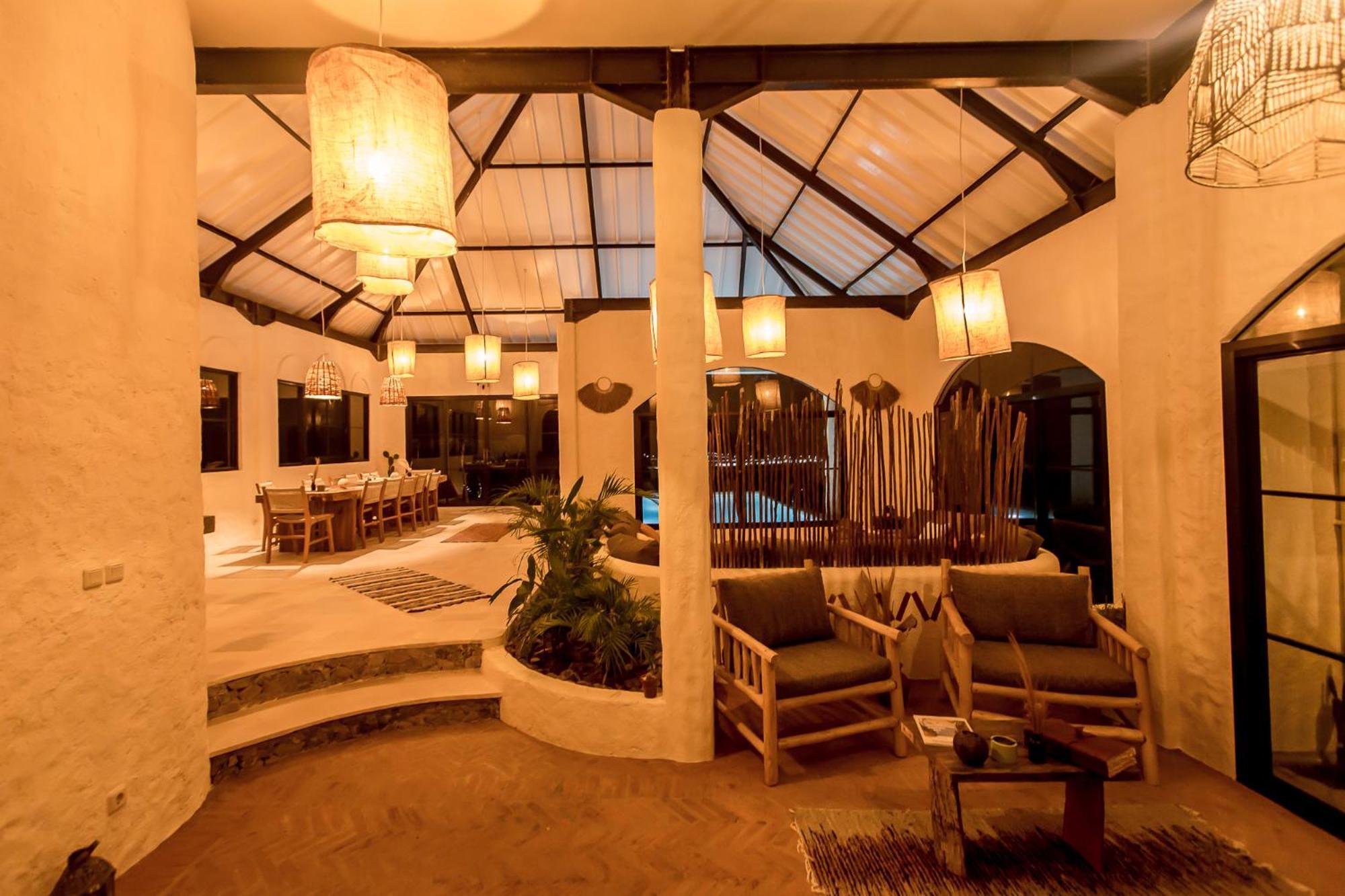 Drop In Surf Lodge Kuta  Экстерьер фото