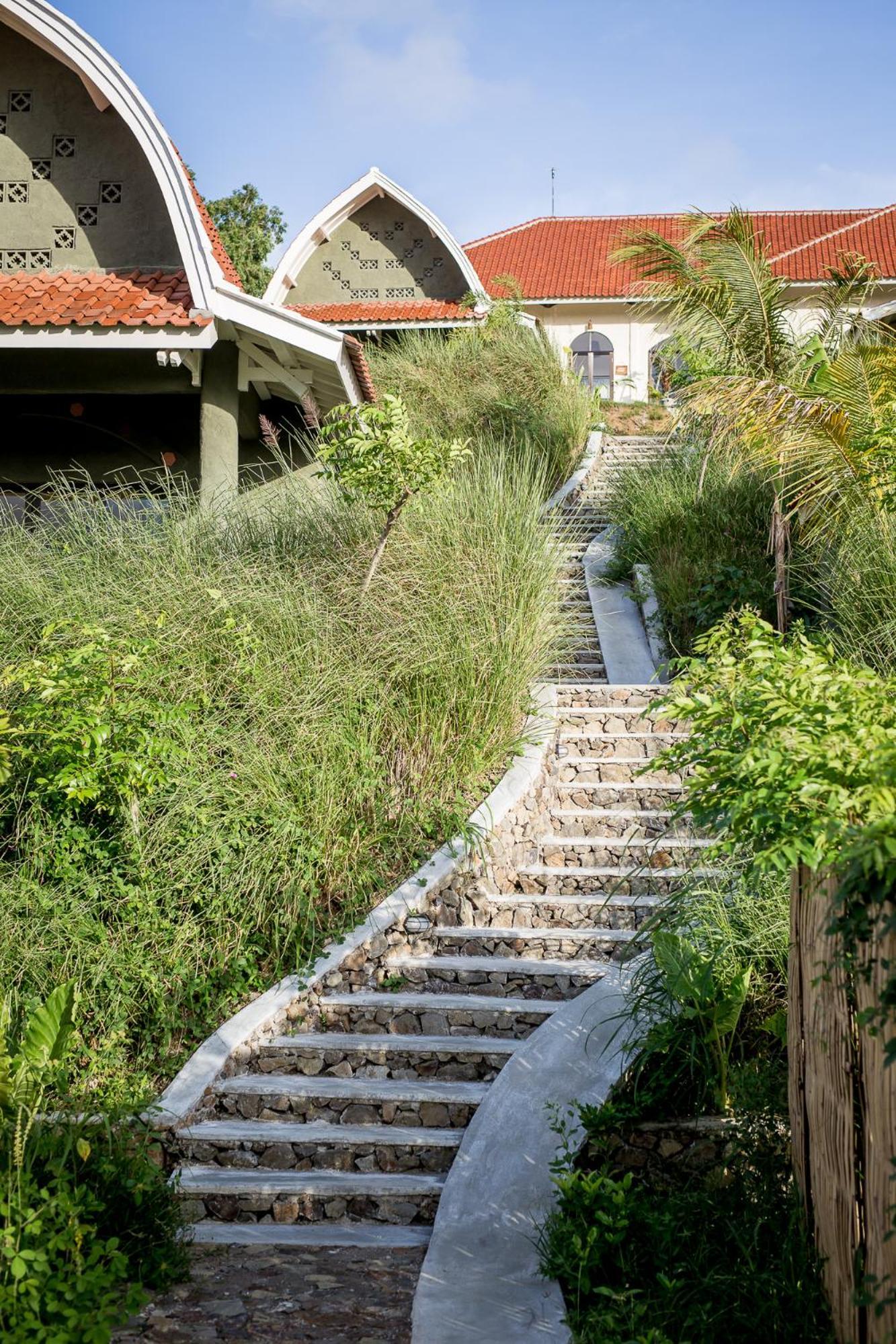 Drop In Surf Lodge Kuta  Экстерьер фото