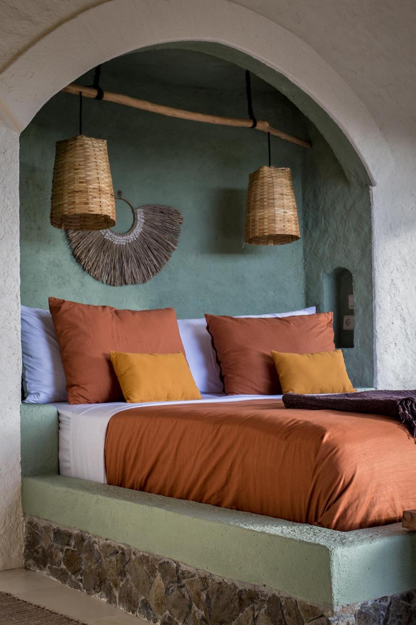 Drop In Surf Lodge Kuta  Экстерьер фото