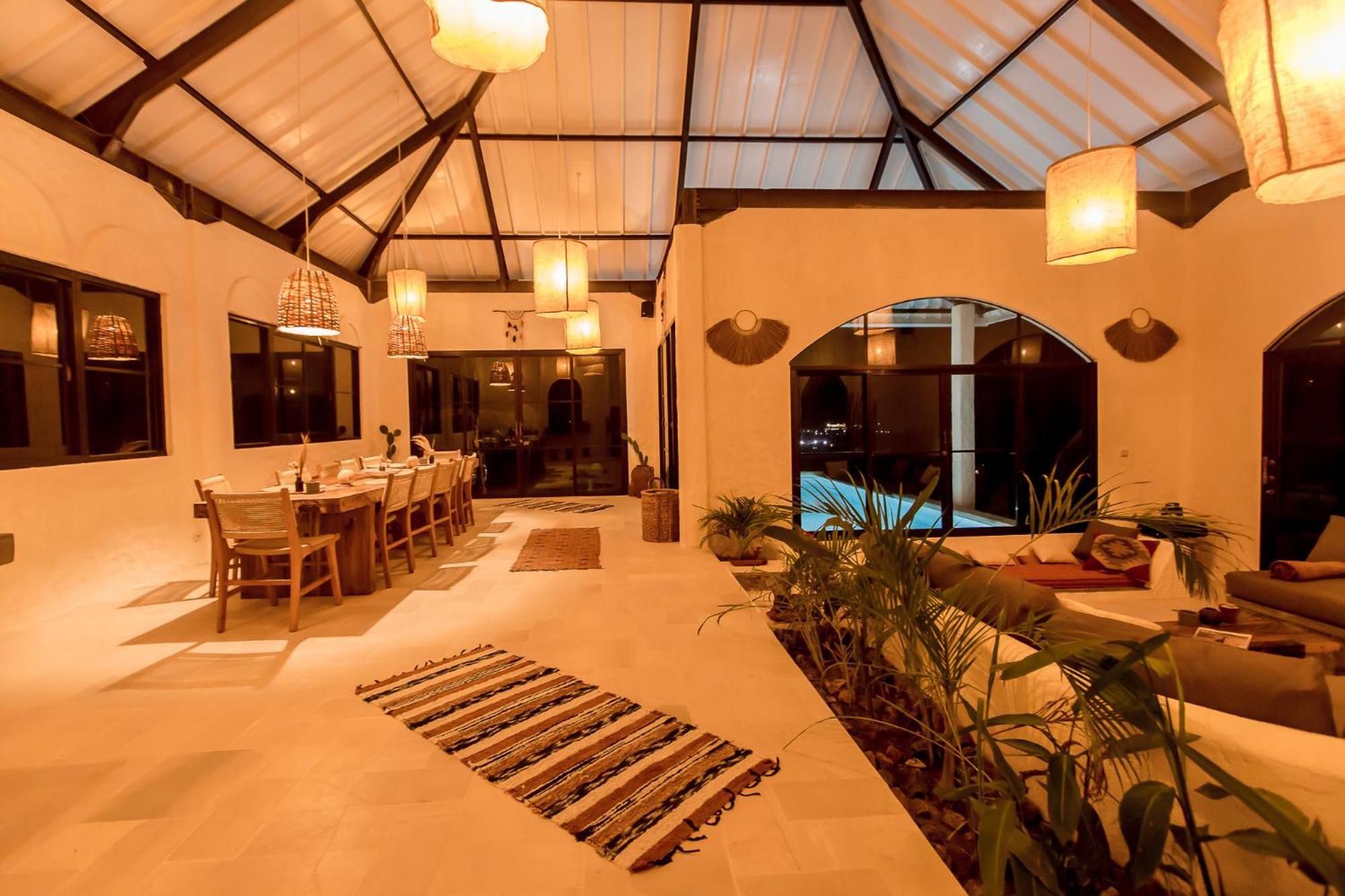 Drop In Surf Lodge Kuta  Экстерьер фото